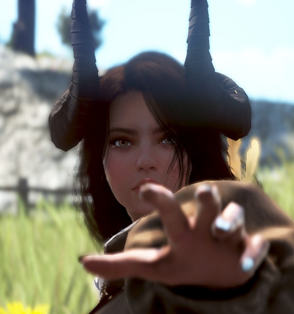 Renata - Brunette Corsair